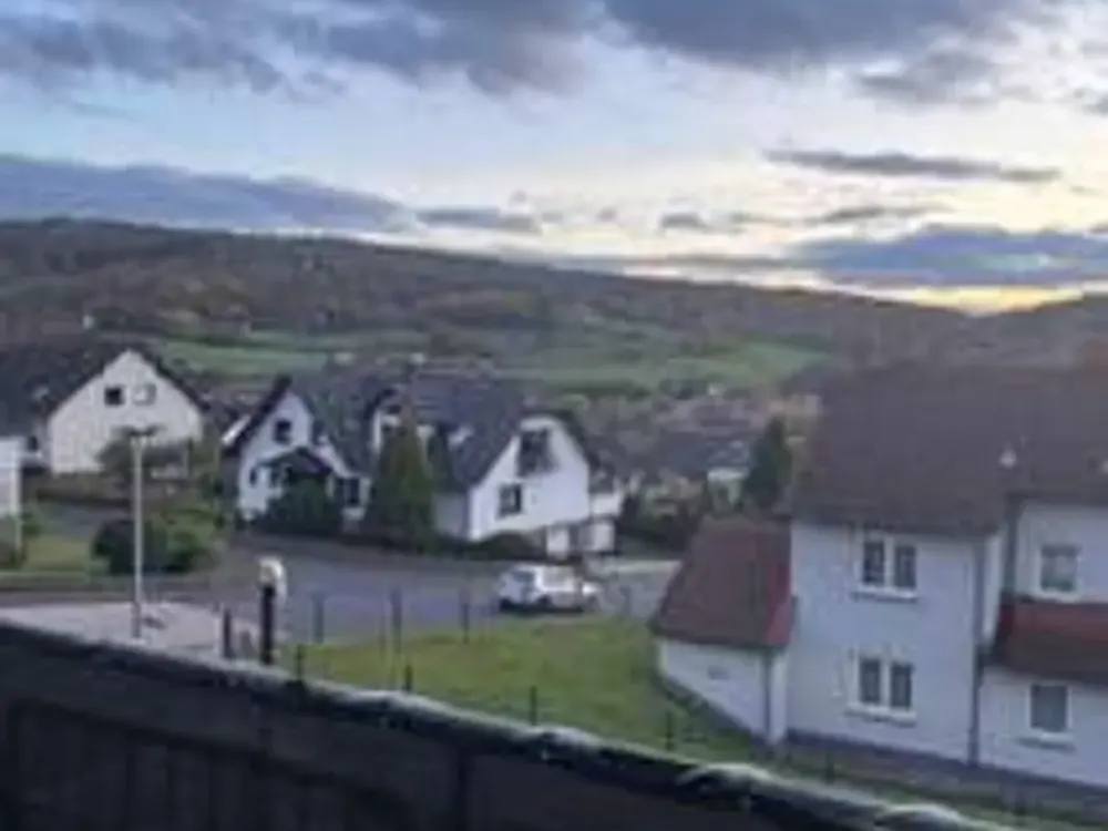 Moderne 3-Zimmer-OG Wohnung mit Balkon und Einbauküche in ruhiger Lage von Körle
