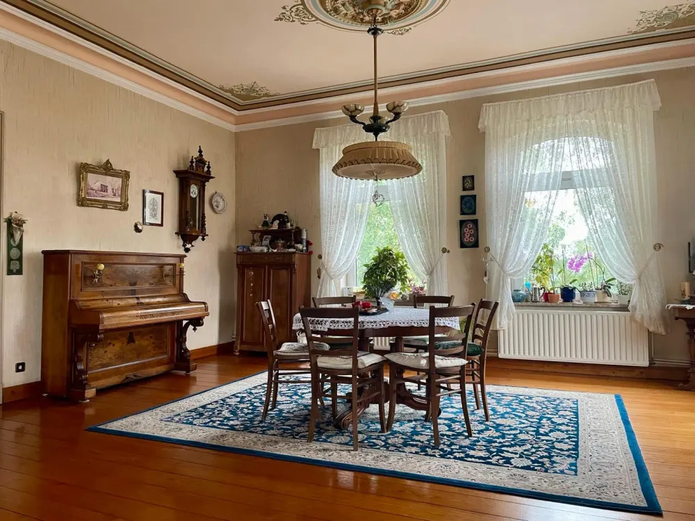 121 qm Gründerzeitwohnung mit besonderem Charme in Neuengamme