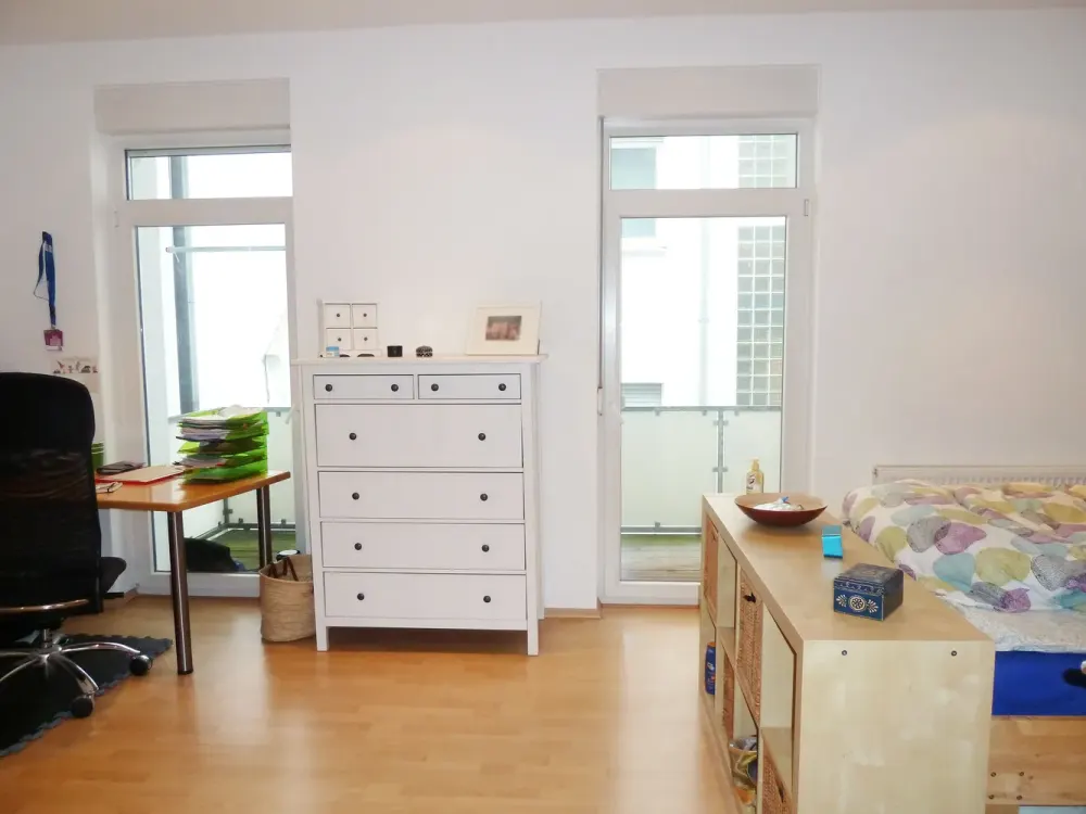 Moderne, helle 2-Zimmer-Wohnung in der Innenstadt am Europaplatz