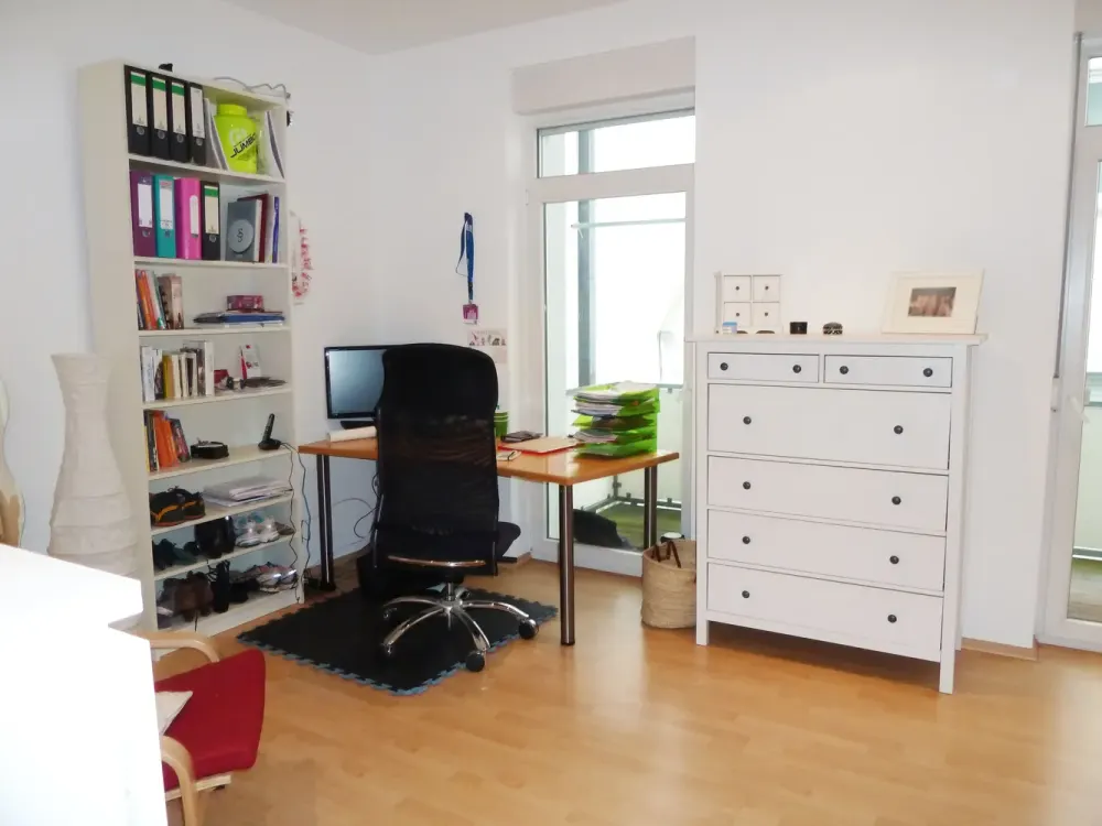 Moderne, helle 2-Zimmer-Wohnung in der Innenstadt am Europaplatz