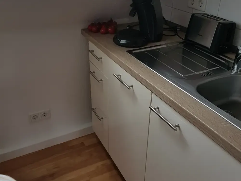 sehr schönes Dachgeschoss-Appartement mit Blick ins Grüne