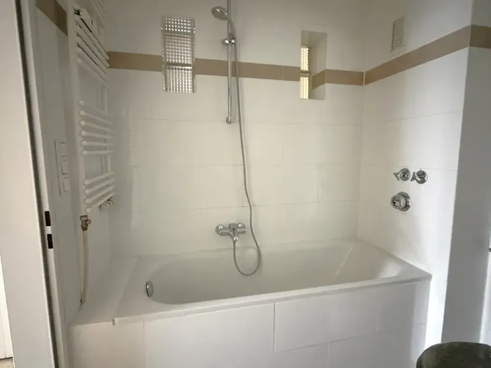 Ruhige und gemütliche 2-Zimmer-Wohnung mit Balkon in Gräfelfing