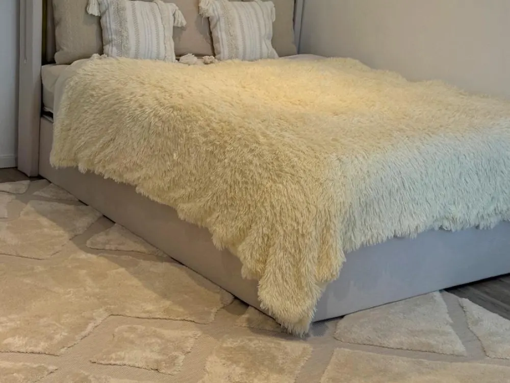 Helle, voll möblierte 1-Zimmer-Wohnung mit Balkon