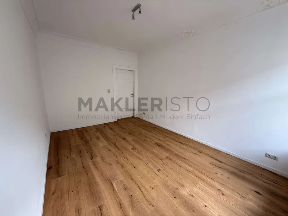 **Frisch modernisierte 3-Zimmer-Altbauwohnung mit Stuck & Tageslichtbad in Möckern**
