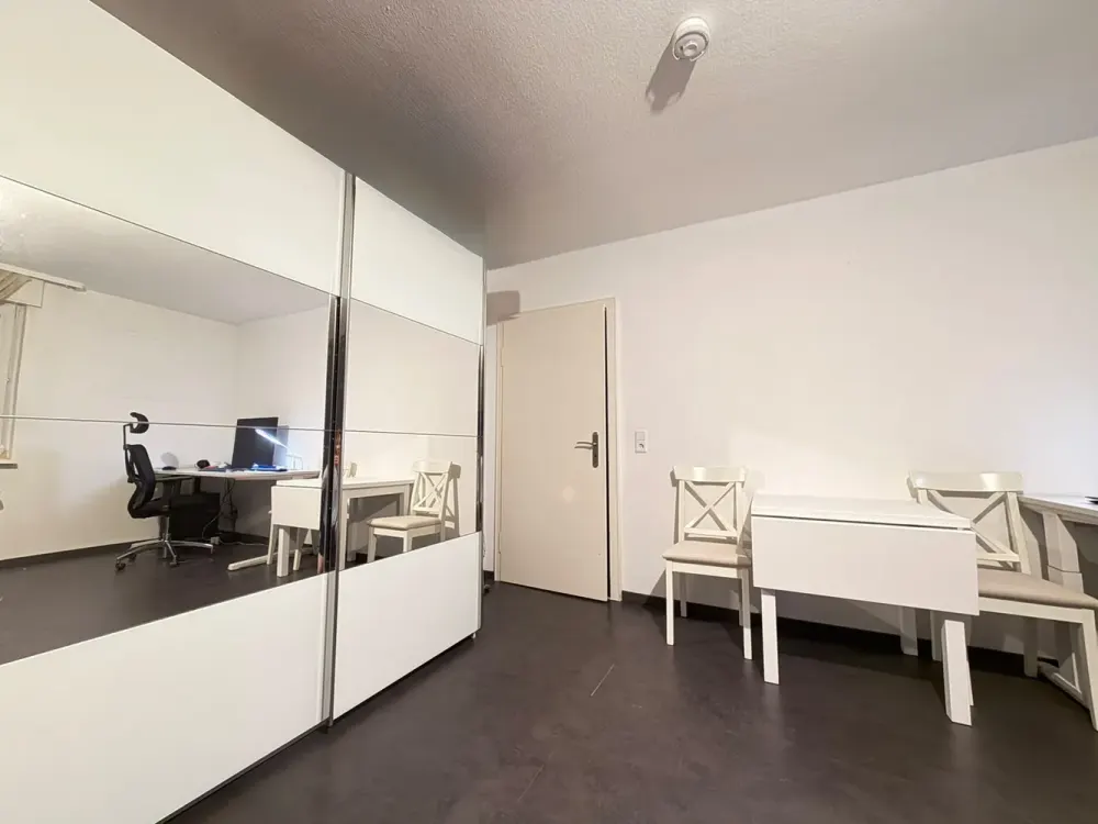 Modernized 1-Room Ground Floor Apartment with Fitted Kitchen in a Very Good Location in Karlsruhe