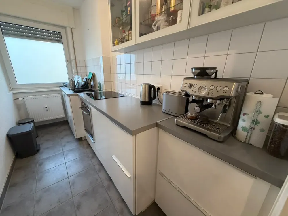 Modernized 1-Room Ground Floor Apartment with Fitted Kitchen in a Very Good Location in Karlsruhe