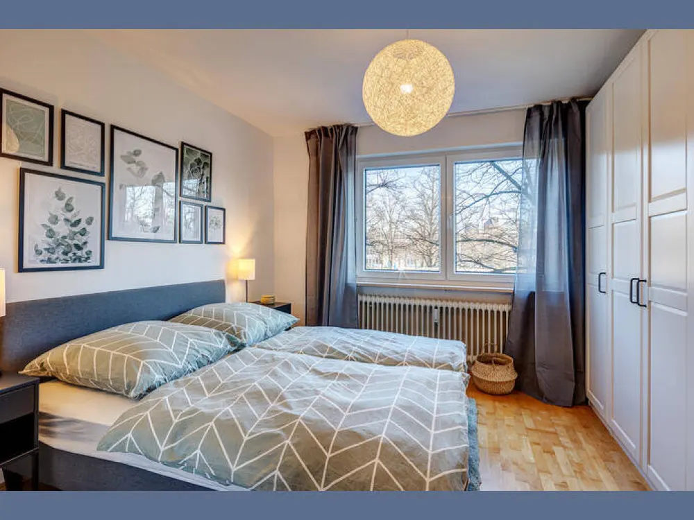 Möbliert: Schöne Wohnung zum Wohlfühlen mit Balkon