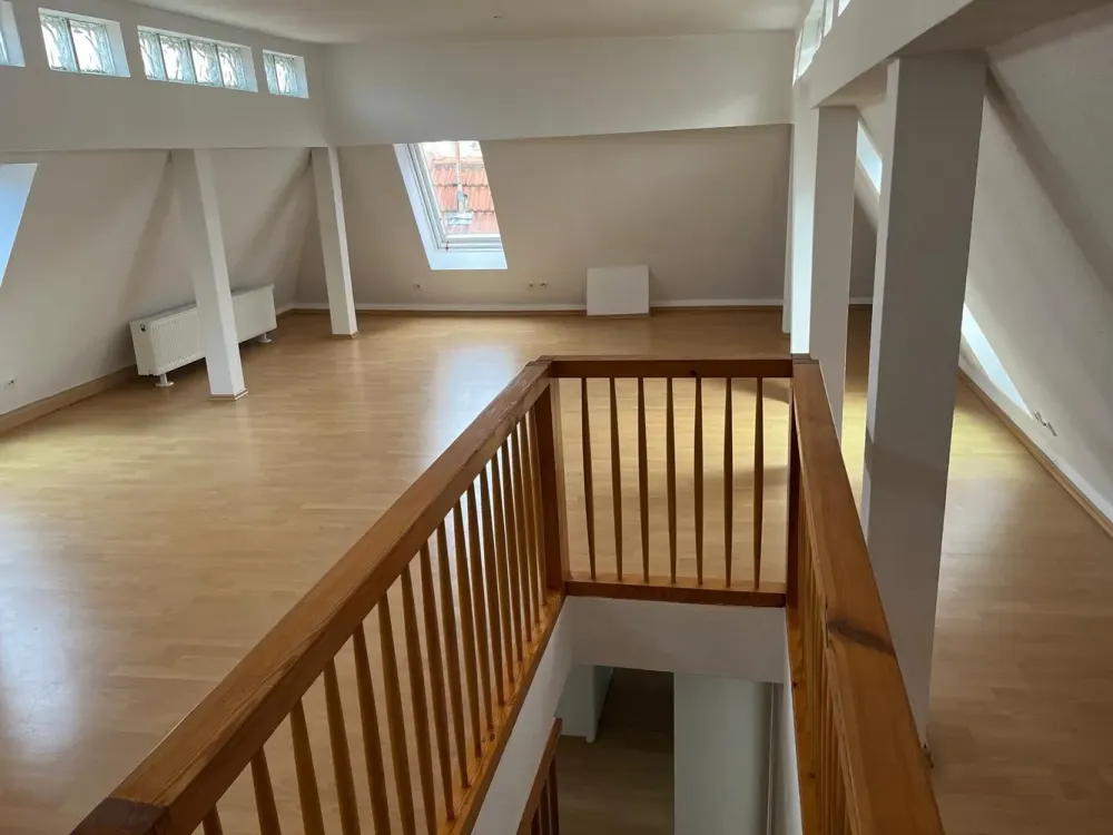 Großzügige 4-Zimmer-Maisonettewohnung in Stuttgart-Heslach, viel Platz auf zwei Ebenen
