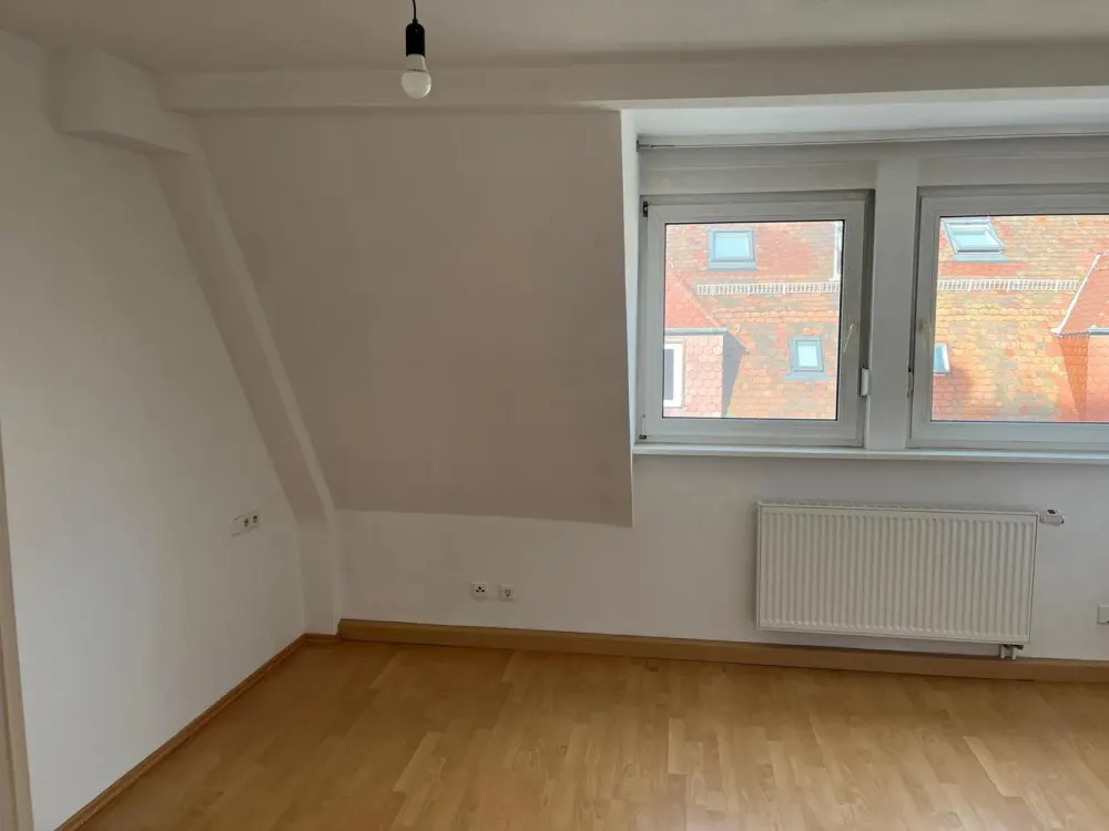 Großzügige 4-Zimmer-Maisonettewohnung in Stuttgart-Heslach, viel Platz auf zwei Ebenen
