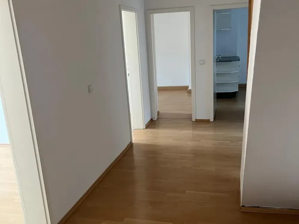 Großzügige 4-Zimmer-Maisonettewohnung in Stuttgart-Heslach, viel Platz auf zwei Ebenen