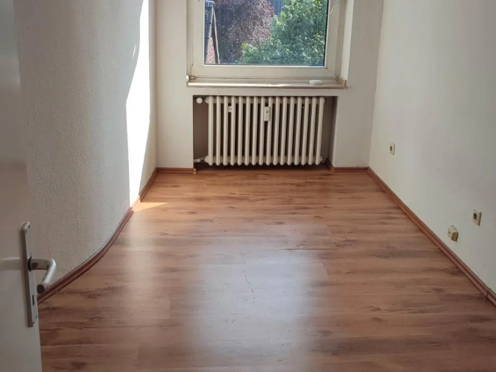 Schöne helle 4Zi KDB Balkon Wohnung in NE, Gnadental
