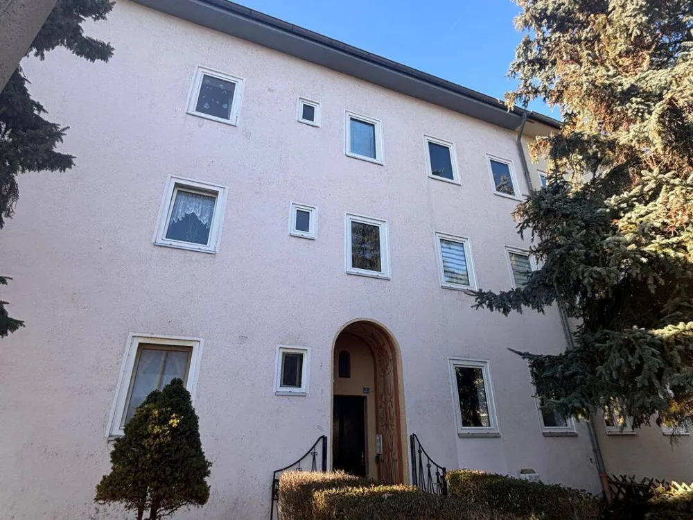 Sonnige 5-Raum-Wohnung mit 103 m² in Leipzig, ideal für Familie oder WG