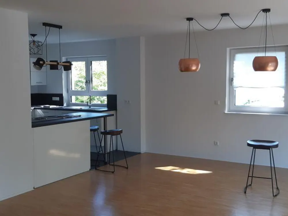 Luxuriöse 4 - 5 Zi Maisonettewohnung Neubau, parkähnlich