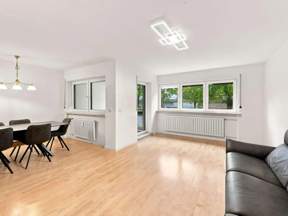 Gepflegte 3,5-Zimmer-Wohnung mit zwei Balkonen nahe Campus Martinsried