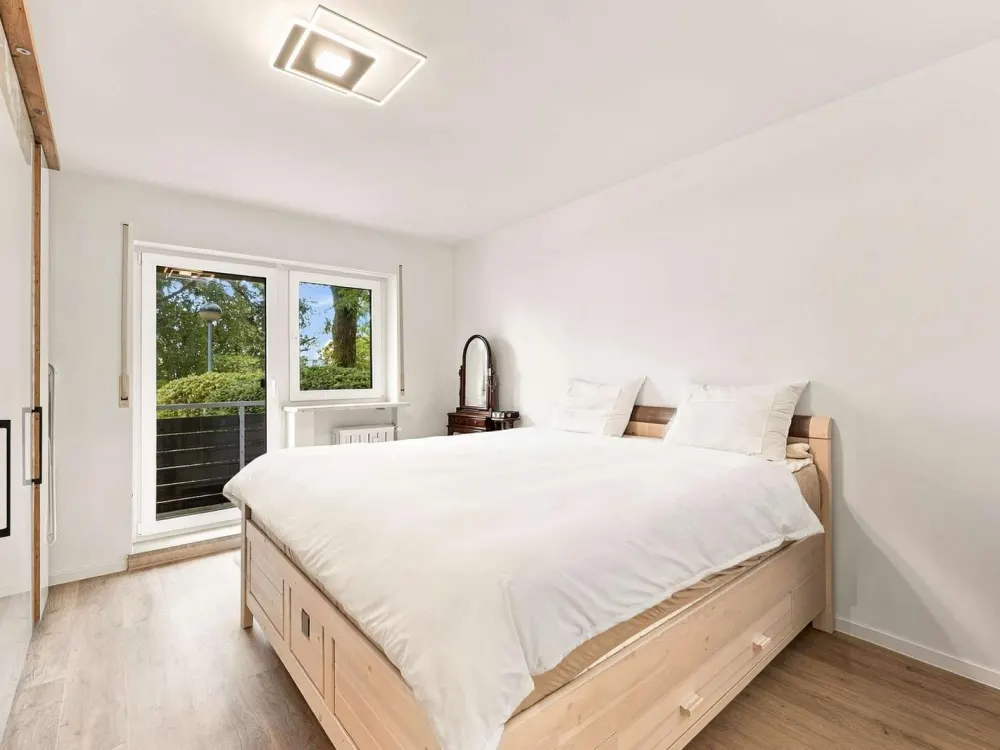 Gepflegte 3,5-Zimmer-Wohnung mit zwei Balkonen nahe Campus Martinsried