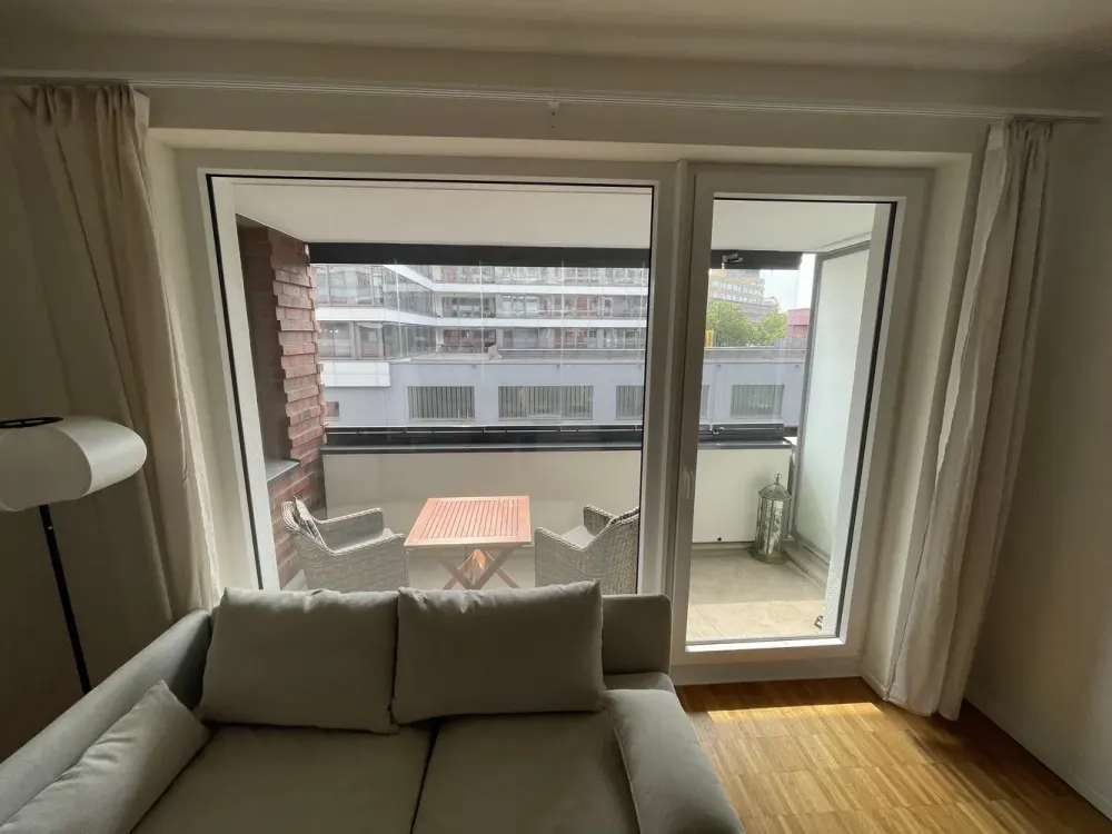 Neuwertige, vollmöblierte 2-Zimmer-Wohnung