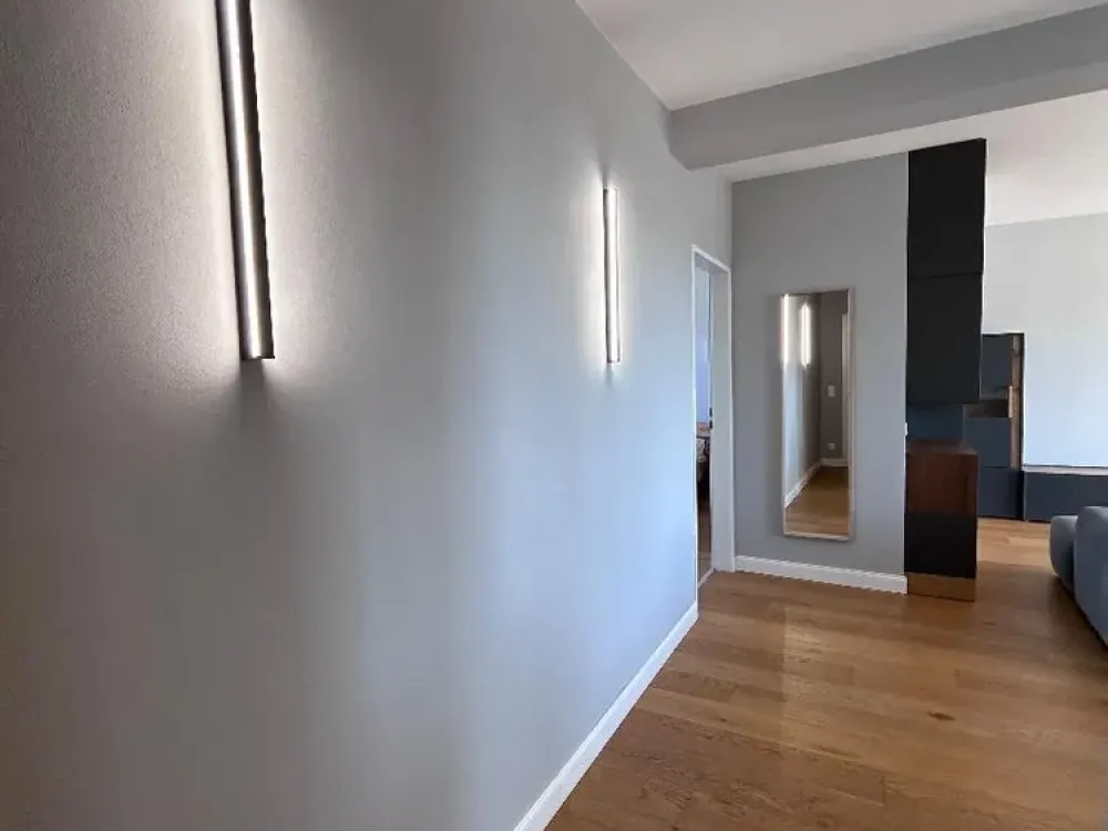 Möbliertes Penthouse mit großer Südwest-Terrasse und Stellplatz in Düsseldorf-Flingern Nord