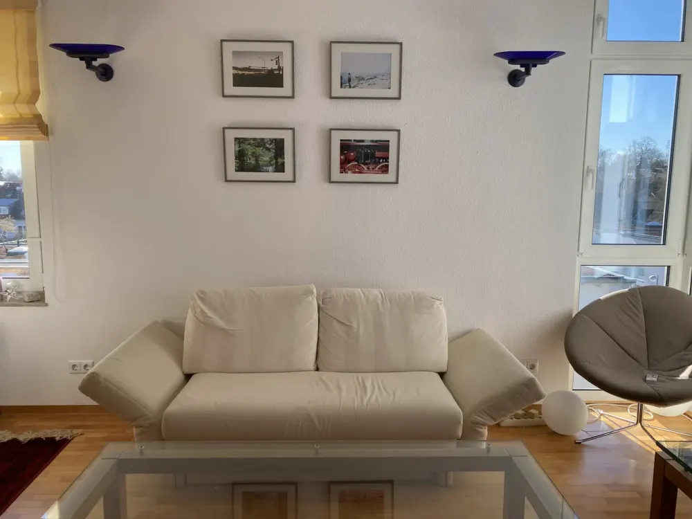 Moderne, gepflegte 4-Zimmer-Wohnnung mit Einbauküche, Balkon und TG-Stellplatz in Ludwigsburg