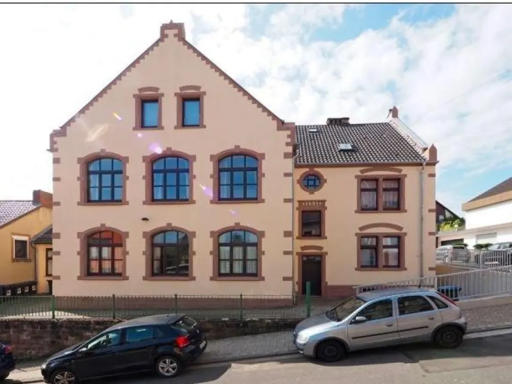 Helle 2-Zimmer-Wohnung in ruhiger Lage von Püttlingen, 54 qm