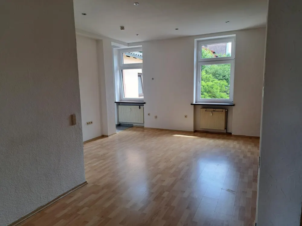 Helle 2-Zimmer-Wohnung in ruhiger Lage von Püttlingen, 54 qm