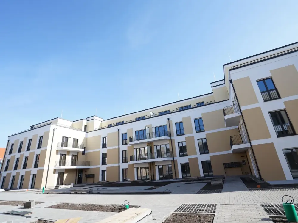 **Erstbezug** Gemütliche 3-Raum-Wohnung mit Balkon in Dresden-Friedrichstadt