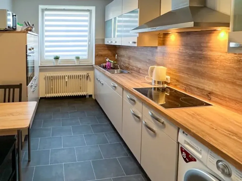 XV270 - attraktive 2-Zimmer Wohnung mit Balkon und Einbauküche in Hannover - Anderten