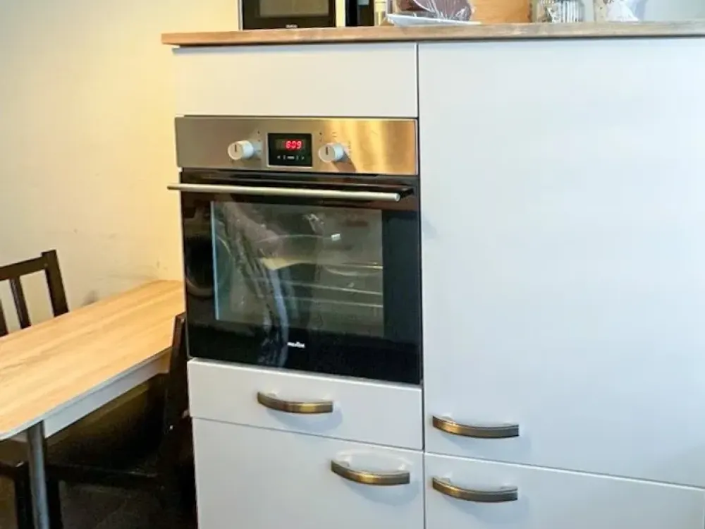 XV270 - attraktive 2-Zimmer Wohnung mit Balkon und Einbauküche in Hannover - Anderten
