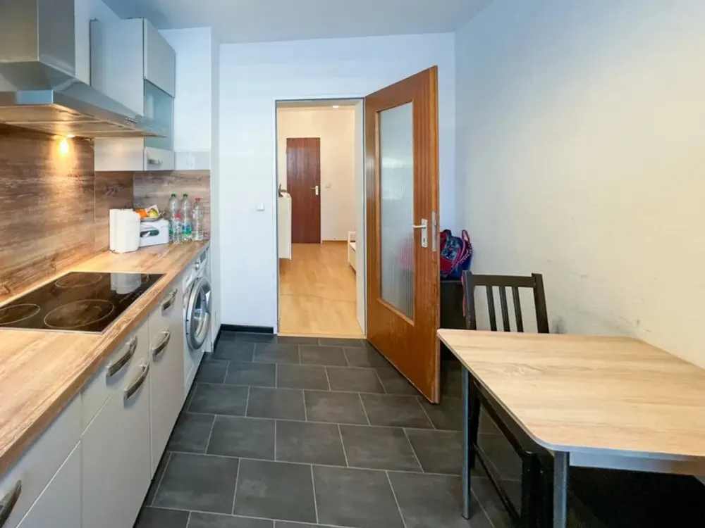 XV270 - attraktive 2-Zimmer Wohnung mit Balkon und Einbauküche in Hannover - Anderten