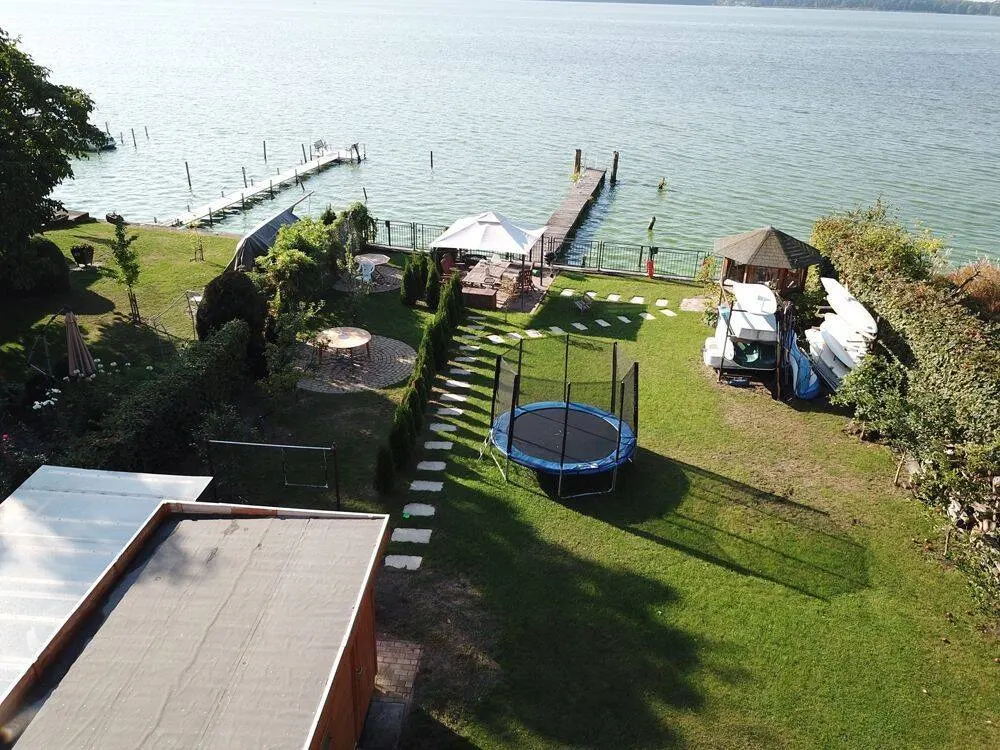Exklusive Dachgeschosswohnung im Vierfamilienhaus direkt am Großen Müggelsee