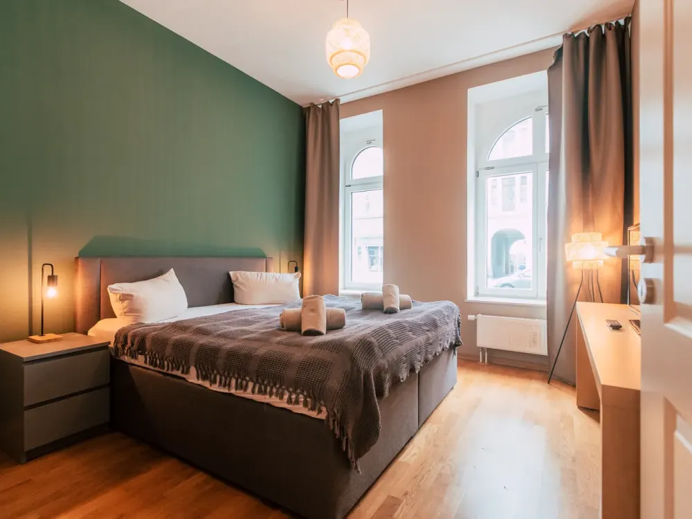 Möblierte 2 Zimmern Whg mit EBK Zentrum