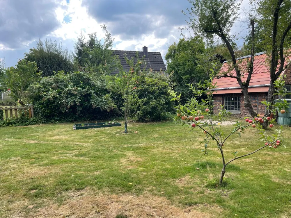 Komplett sanierte, großzügige Wohnung mit eigenem Garten in Witten-Rüdinghausen