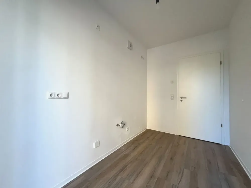 2-room new-build apartment with separate kitchen, terrace and optional fitted kitchen in Zentrum-Ost