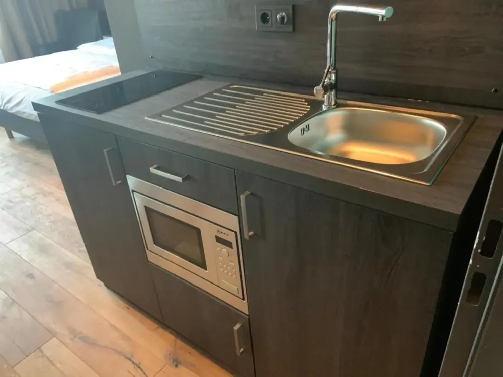 Modernes Zimmer mit Kitchenette in zentraler Lage (Vahrenwald)