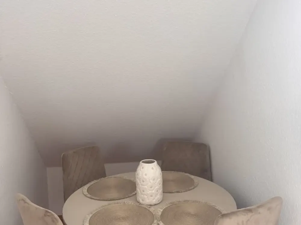 Suche Nachmieter für lichtdurchflutete möblierte 2-Zimmer-Wohnung in Köln-Dellbrück