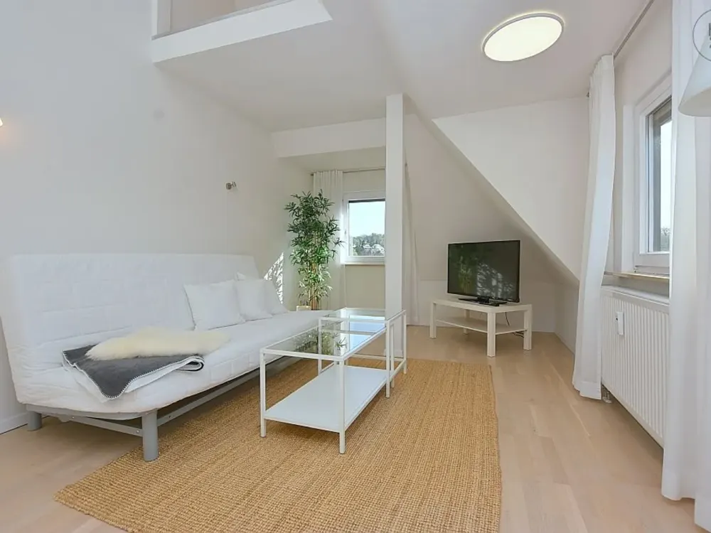 Modern möblierte Wohnung in Stuttgart Degerloch