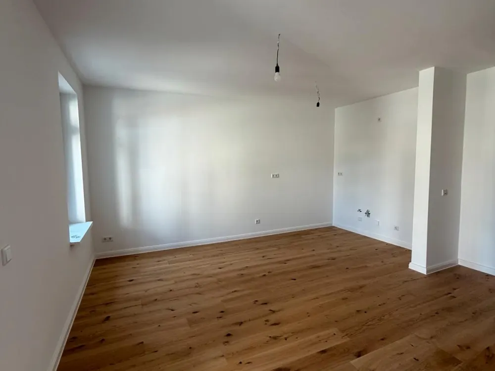 First Occupancy | 3-Room Apartment with Balcony & Fitted Kitchen