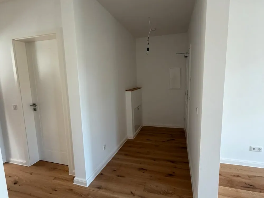 First Occupancy | 3-Room Apartment with Balcony & Fitted Kitchen