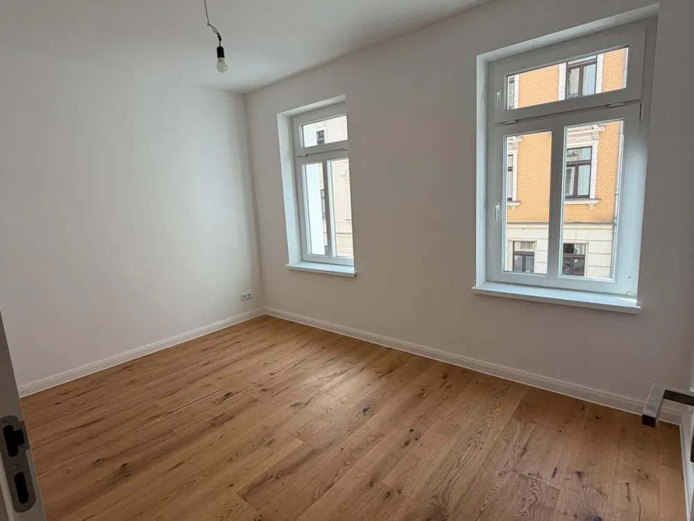 First Occupancy | 3-Room Apartment with Balcony & Fitted Kitchen