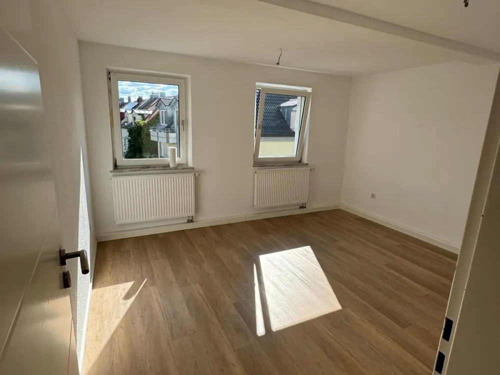 Gostenhof: Schöne und renovierte 4 Zimmerwohnung