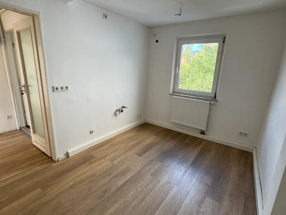 Gostenhof: Schöne und renovierte 4 Zimmerwohnung