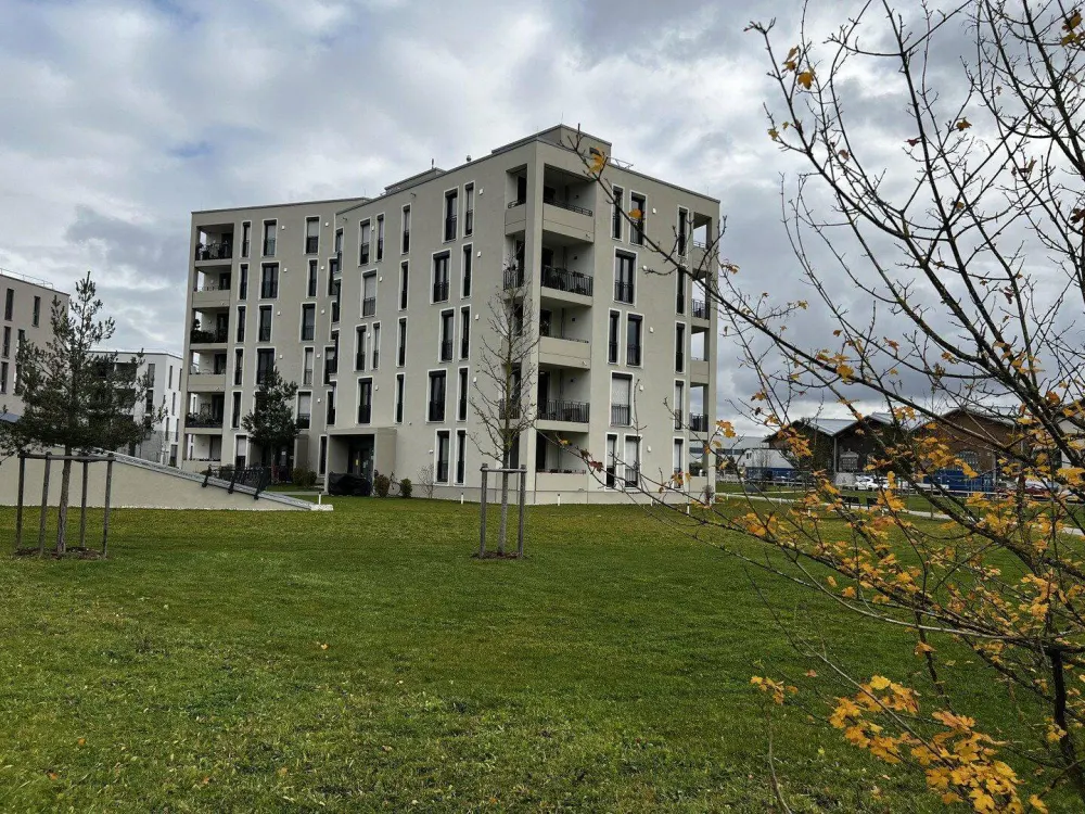 2 Zimmer Whg 58m²/61m² EBK, TG
