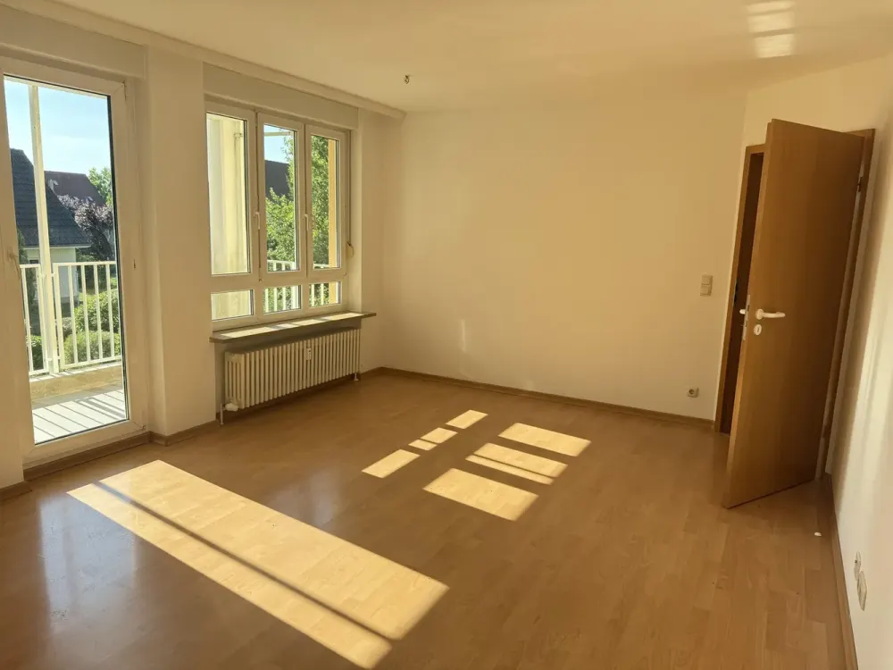 Modern 2-Room Apartment in Dresden-Weißig - Furnished Option | 57 m² | Balcony | Renovation
