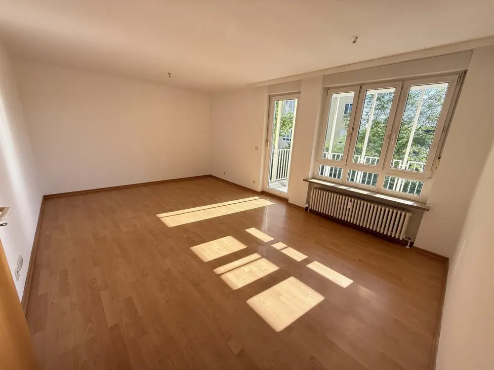 Modern 2-Room Apartment in Dresden-Weißig - Furnished Option | 57 m² | Balcony | Renovation