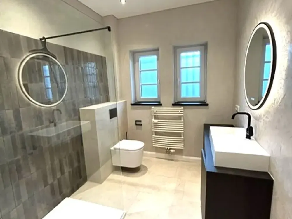 First Occupancy After Renovation and Conversion: Old Bremen Apartment in Wachmannquartier Schwachhausen