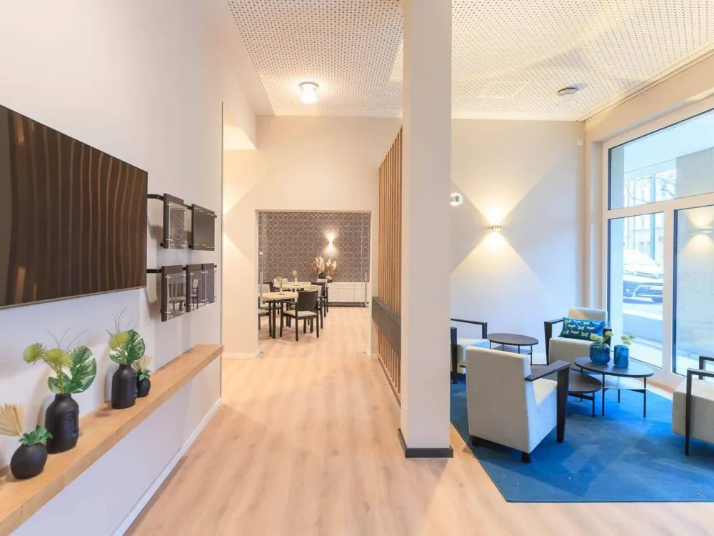 Service-Wohnen für Senioren im Luitpoldviertel: 3 Zimmer mit Terrasse
