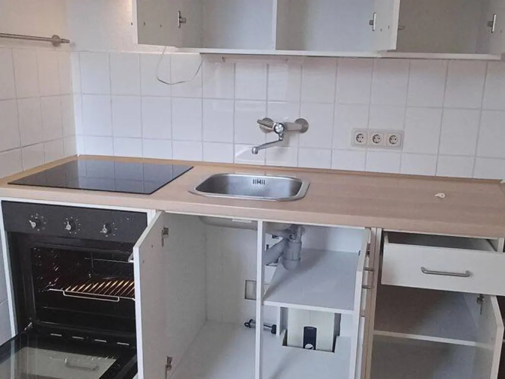 Helle und geräumige 1-Raum-Wohnung in Reudnitz mit Küchenzeile