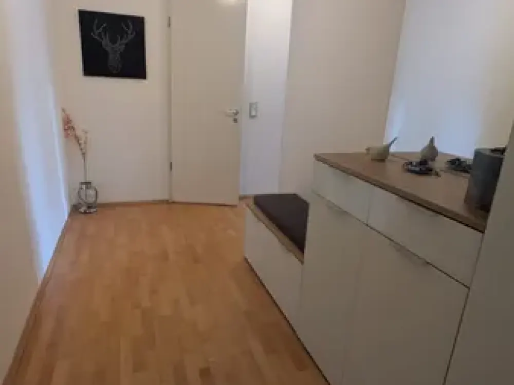 Lichtdurchflutet & Zentral: Moderne 2-Zimmer-Wohnung mit Loggia in Ratingen-Mitte (Provisionsfrei)