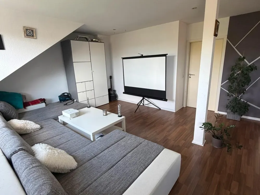 Wohnung 2,5 Zimmer City Nähe möbliert abzugeben