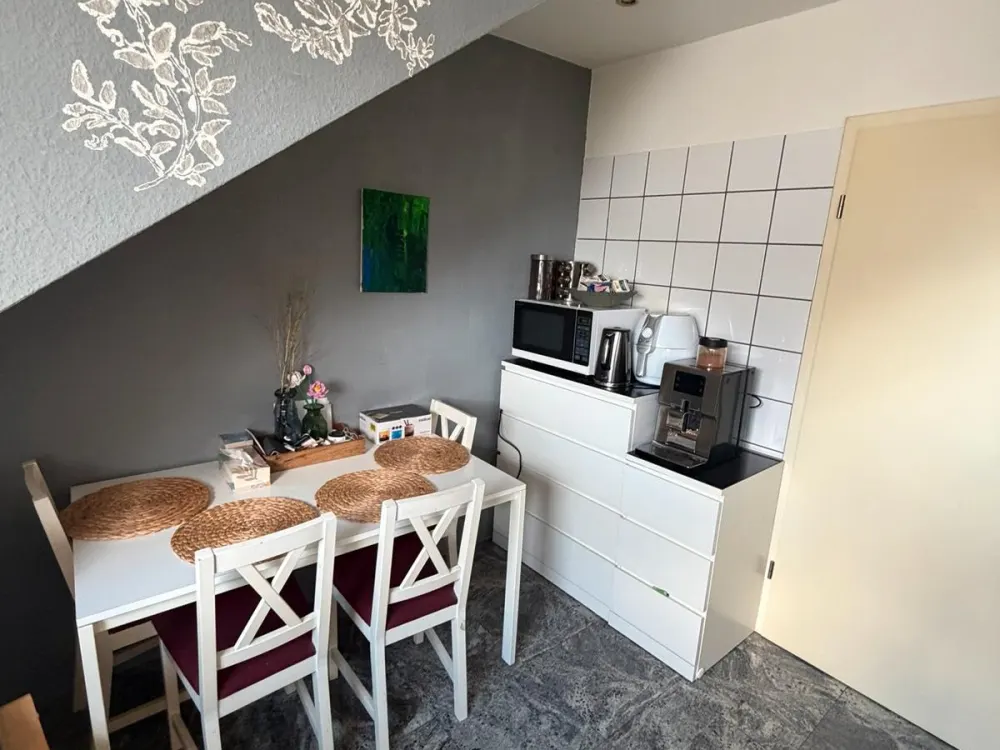 Wohnung 2,5 Zimmer City Nähe möbliert abzugeben