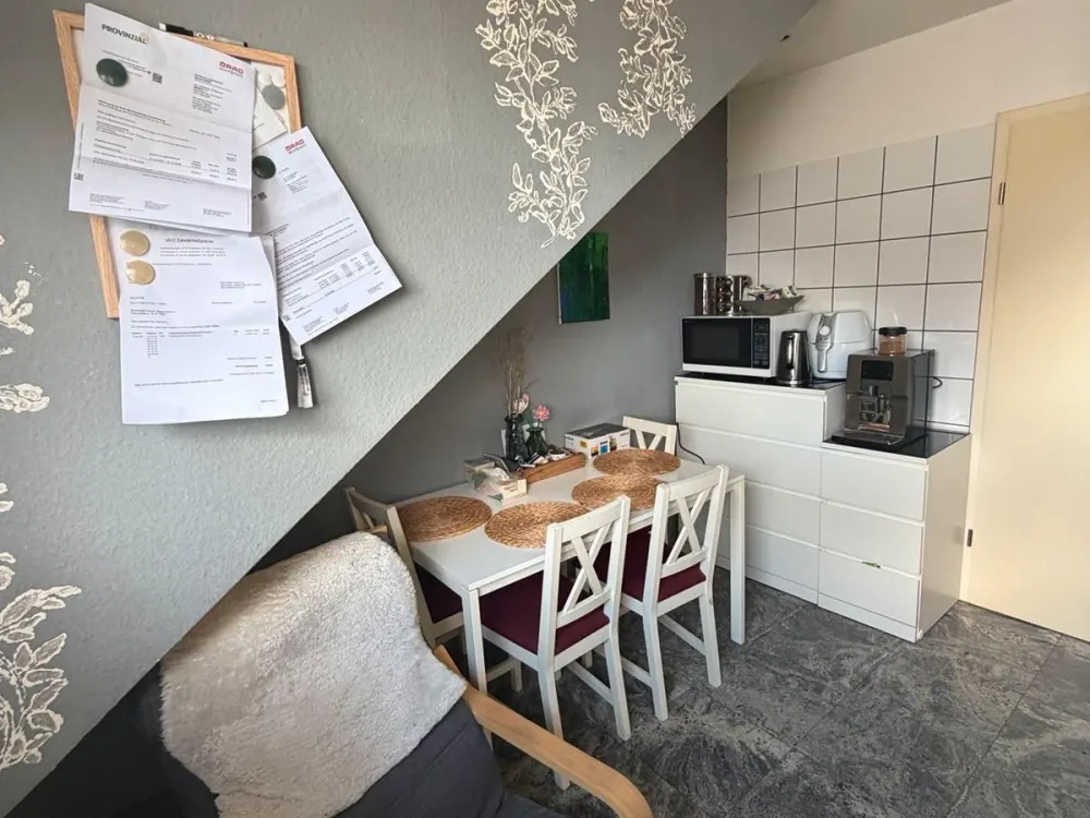 Wohnung 2,5 Zimmer City Nähe möbliert abzugeben
